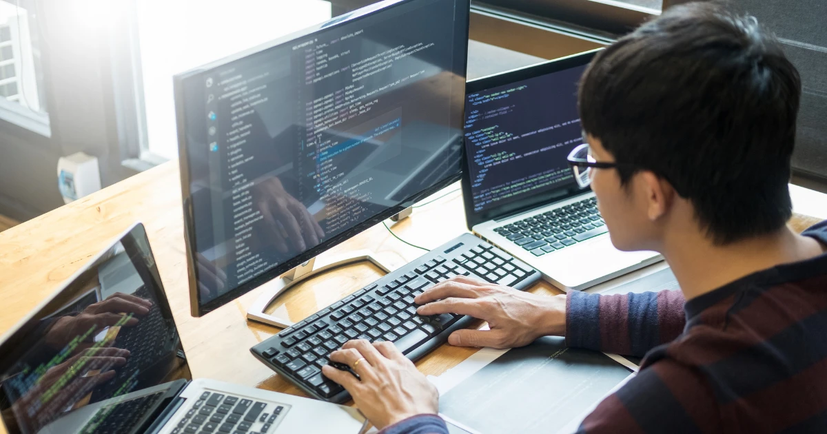 Pythonエンジニアの仕事内容とは？実案件をもとに業務や特徴を紹介