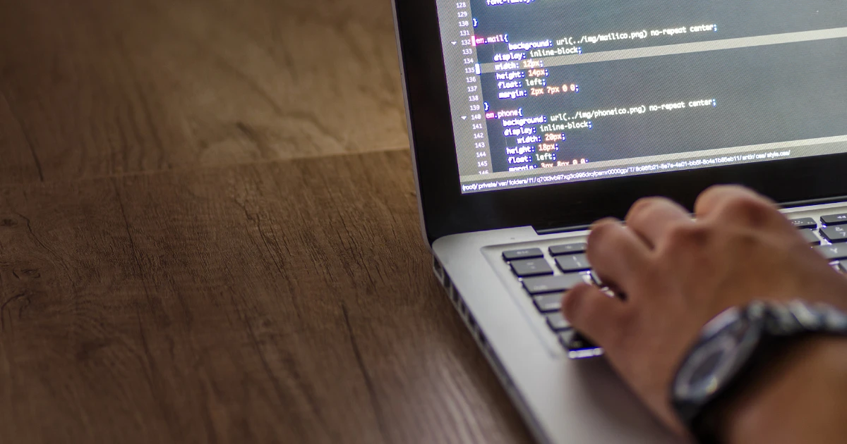 Webエンジニアとは？